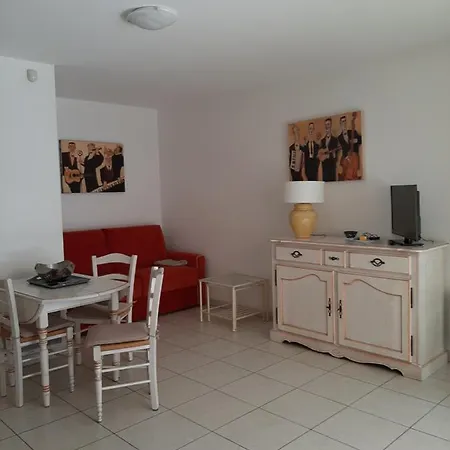 Apartman Le Chevrefeuille *